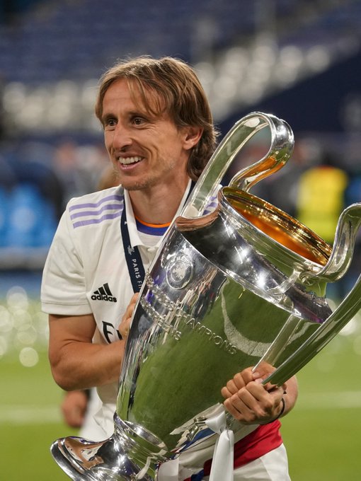 棒球与劳资博弈：薪资仲裁制度如何有效地为中产球员提供公正报酬