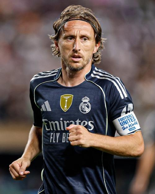 弗兰克：本希望和孙兴慜合作，他是英超历史最伟大的球员之一