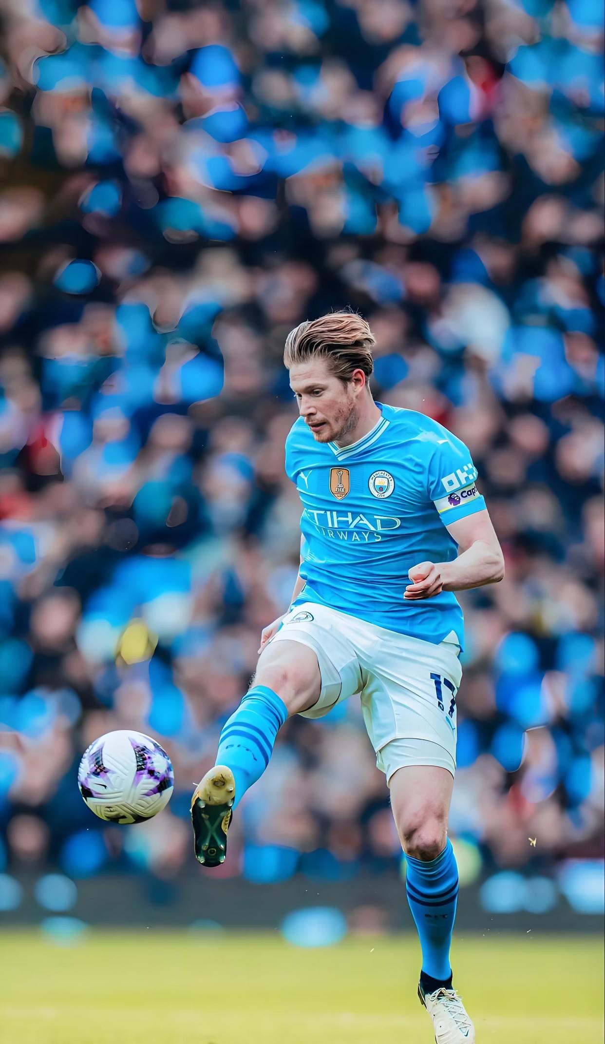 澳超半场：科斯格罗夫梅开二度，奥克兰FC2-1惠灵顿凤凰