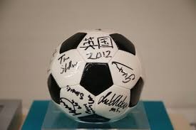 东契奇：40岁詹姆斯在第四节接管了比赛，这真是太疯狂了